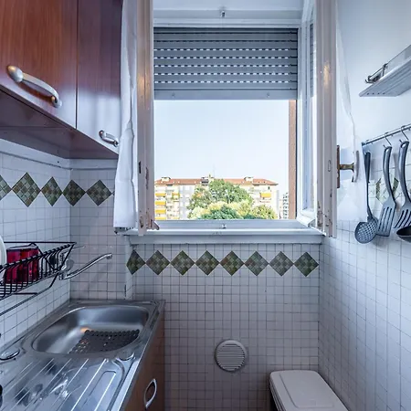 Duomo - San Siro House Con Netflix, Wi-fi Mailand